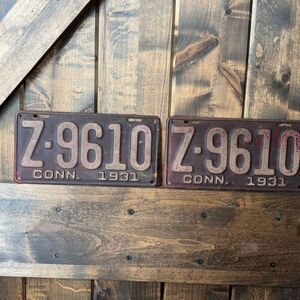 2 Original 1931 Connecticut CT license plates metal red/white antique PAIR Z9610